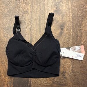 Ingrid & Isabel nursing bra